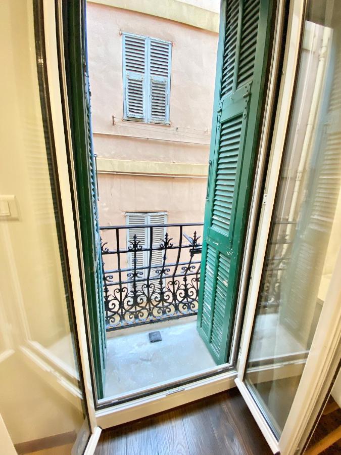 Le Rue Longue Lägenhet Menton Exteriör bild